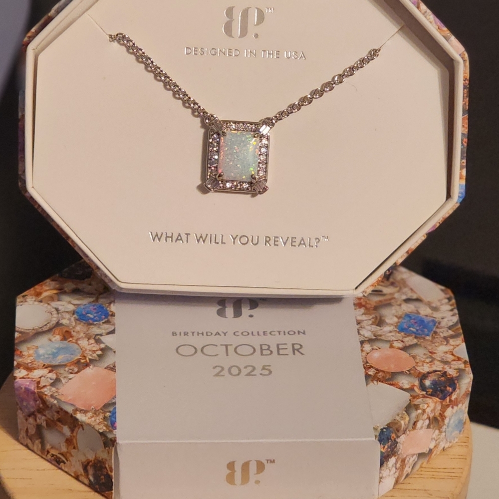 October 2025 Necklace
